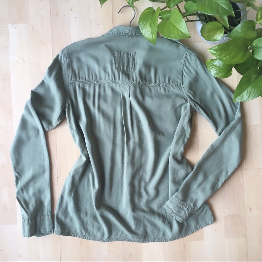 A & F Casual Soft Button Down Olive Army Green XS - Picture 6 of 8